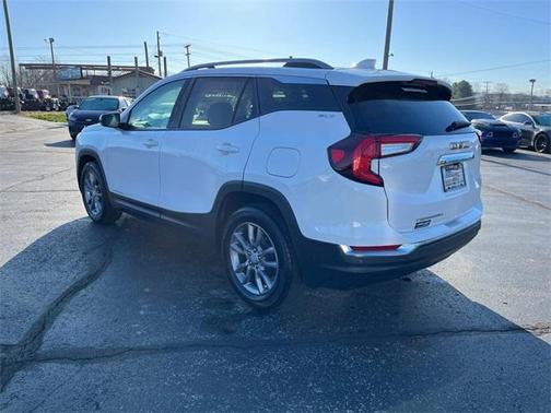 2023 GMC Terrain SLT