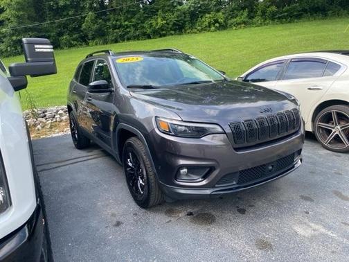 2023 Jeep Cherokee Altitude Lux
