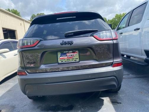 2023 Jeep Cherokee Altitude Lux