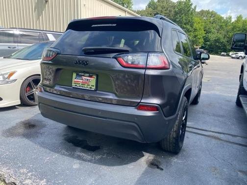 2023 Jeep Cherokee Altitude Lux