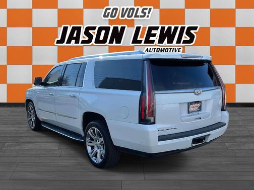 2018 Cadillac Escalade ESV Luxury