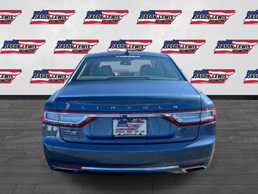 2018 Lincoln Continental Select