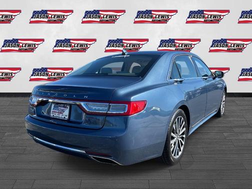 2018 Lincoln Continental Select