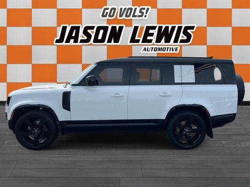Fuji White 2025 Land Rover Defender P400 X-Dynamic SE