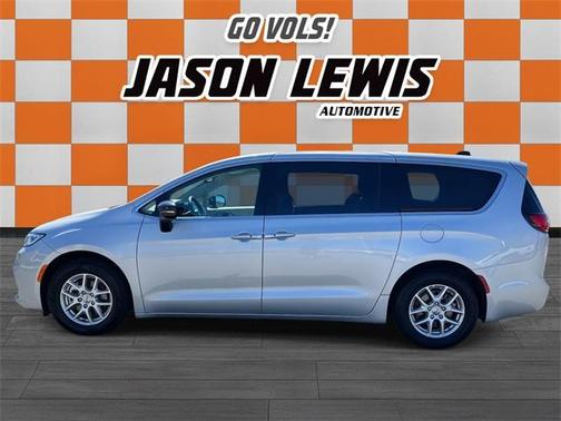 2024 Chrysler Pacifica Touring-L