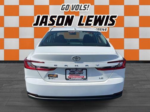 Ice 2025 Toyota Camry LE
