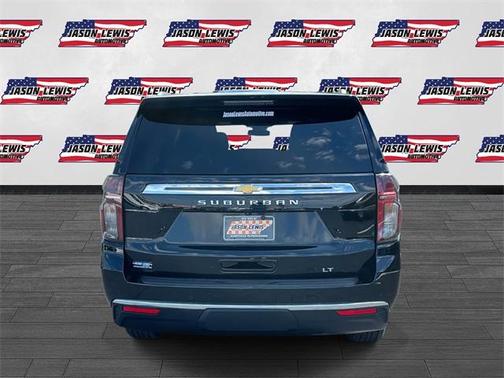 2023 Chevrolet Suburban LT