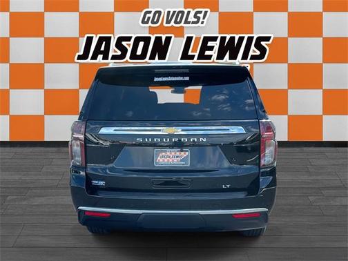 2023 Chevrolet Suburban LT