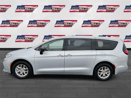 2024 Chrysler Pacifica Touring-L