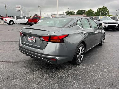 2021 Nissan Altima 2.5 SV