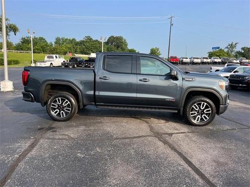 2021 GMC Sierra 1500 AT4