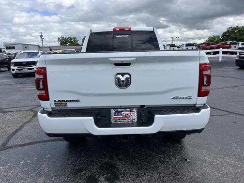 Bright White Clearcoat 2024 RAM 2500 Laramie