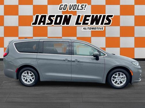 Ceramic Gray Clearcoat 2023 Chrysler Pacifica Touring-L