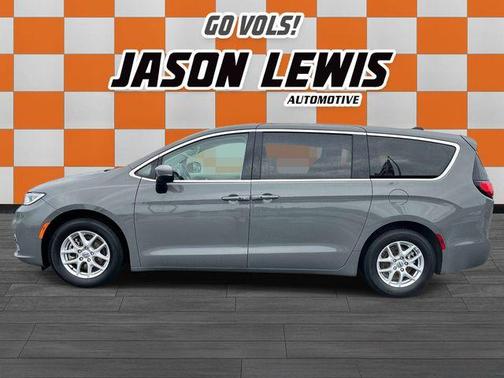 Ceramic Gray Clearcoat 2023 Chrysler Pacifica Touring-L