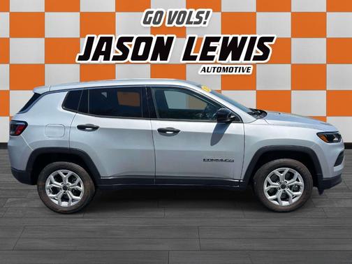 Silver Zynith 2025 Jeep Compass Sport