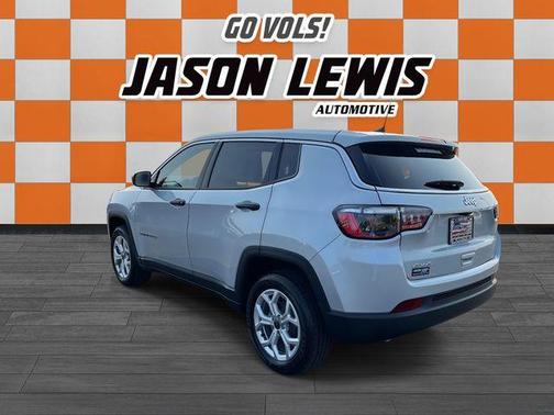 Silver Zynith 2025 Jeep Compass Sport