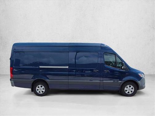 Arctic White 2024 Mercedes-Benz Sprinter 2500 High Roof