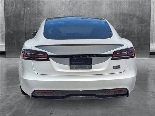 2024 Tesla Model S Plaid