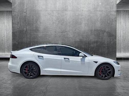 2024 Tesla Model S Plaid