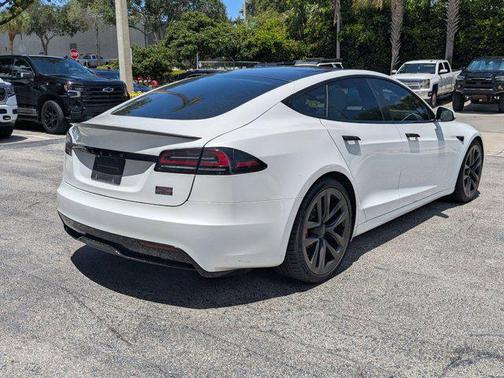 2024 Tesla Model S Plaid