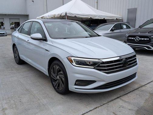 White 2019 Volkswagen Jetta 1.4T SEL Premium
