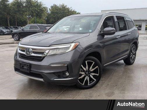 2019 Honda Pilot Touring 8-Passenger