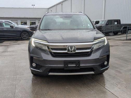 2019 Honda Pilot Touring 8-Passenger