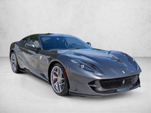 2018 Ferrari 812 Superfast Base
