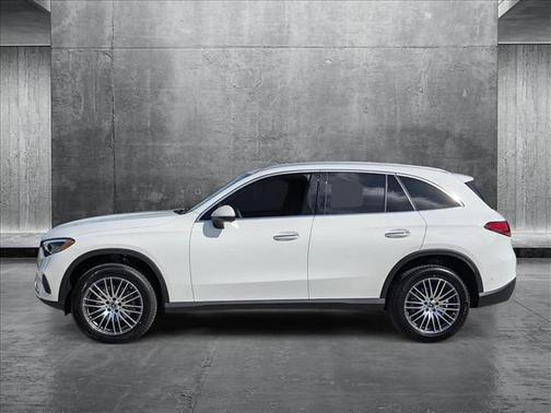 2025 Mercedes-Benz GLC 300 Base