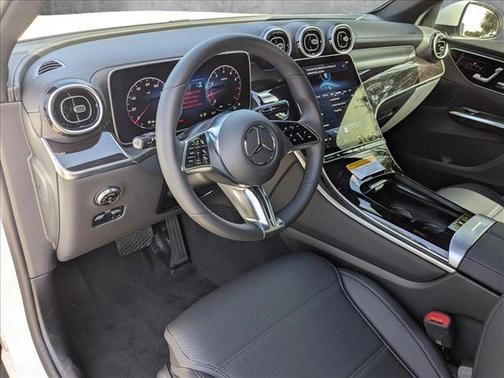 2025 Mercedes-Benz GLC 300 Base