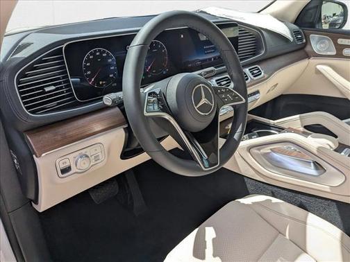 2026 Mercedes-Benz GLS 450 4MATIC