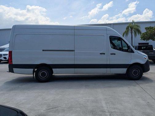 2023 Mercedes-Benz Sprinter 2500 High Roof