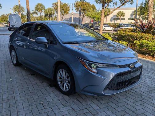 Celestite 2021 Toyota Corolla LE