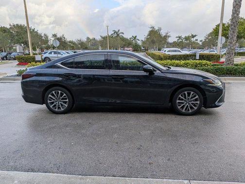 2023 Lexus ES 350 Base