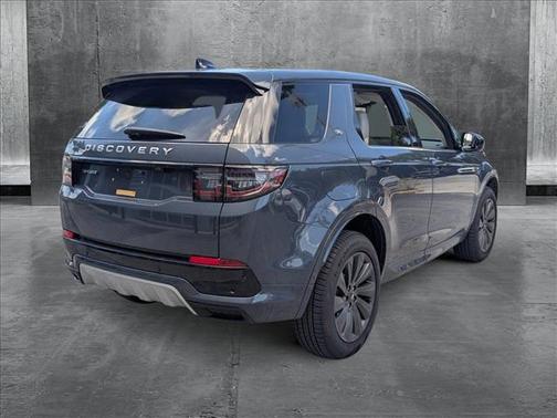 2025 Land Rover Discovery Sport S