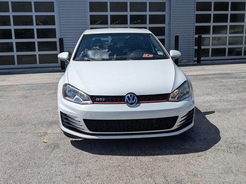 2017 Volkswagen Golf GTI 2.0T S 4-Door