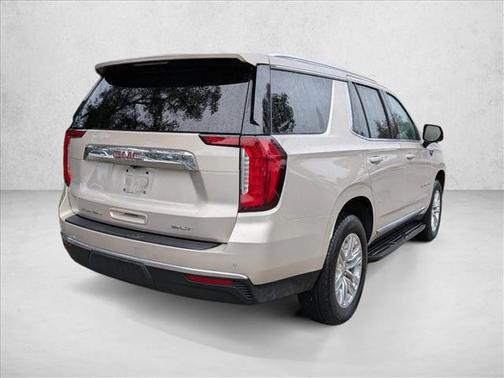2024 GMC Yukon SLT