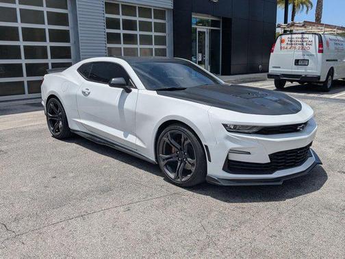 2022 Chevrolet Camaro RWD Coupe LT1