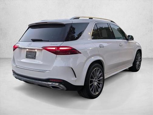 Polar White 2024 Mercedes-Benz GLE 450 4MATIC