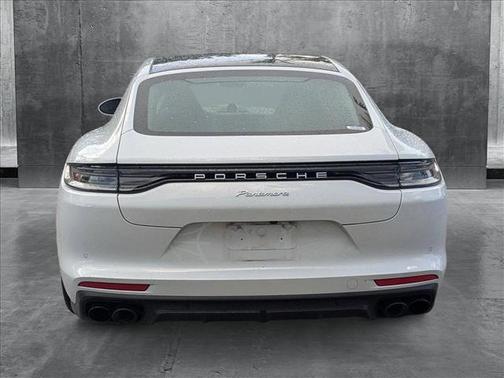 2023 Porsche Panamera Platinum Edition