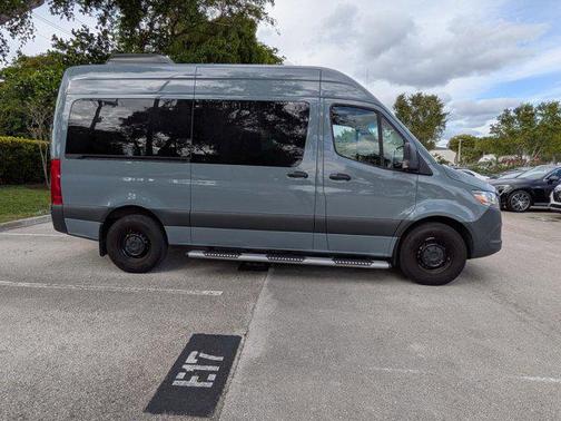 2024 Mercedes-Benz Sprinter 2500 Standard Roof