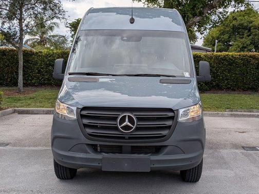 2024 Mercedes-Benz Sprinter 2500 Standard Roof
