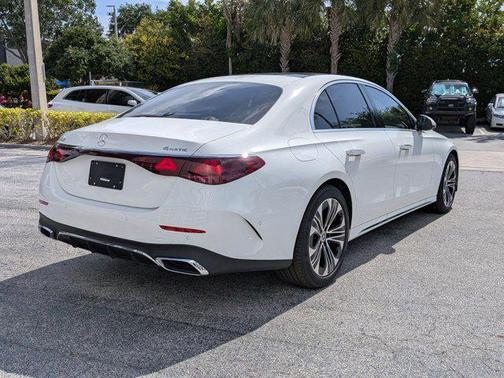 Polar White 2026 Mercedes-Benz E-Class E 350