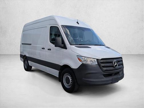2022 Mercedes-Benz Sprinter 2500 Standard Roof