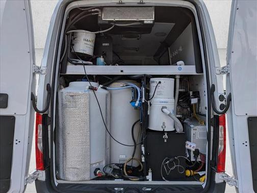 2022 Mercedes-Benz Sprinter 2500 Standard Roof