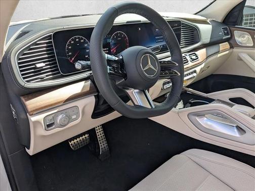 2026 Mercedes-Benz GLS 450 4MATIC
