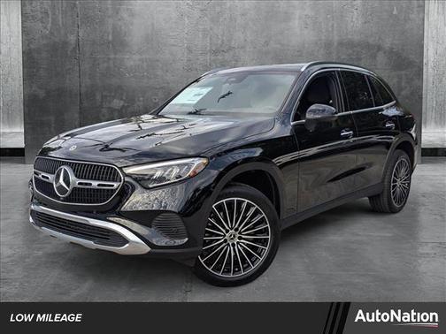 2025 Mercedes-Benz GLC 300 Base