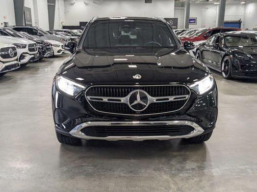 2025 Mercedes-Benz GLC 300 Base