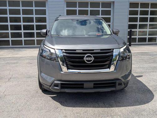 2023 Nissan Pathfinder SV FWD
