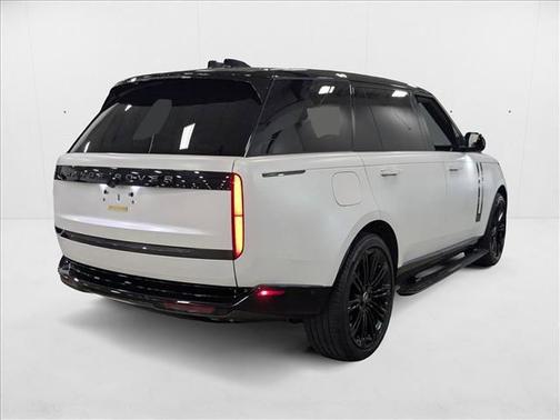2025 Land Rover Range Rover P530 Autobiography 7 Seat